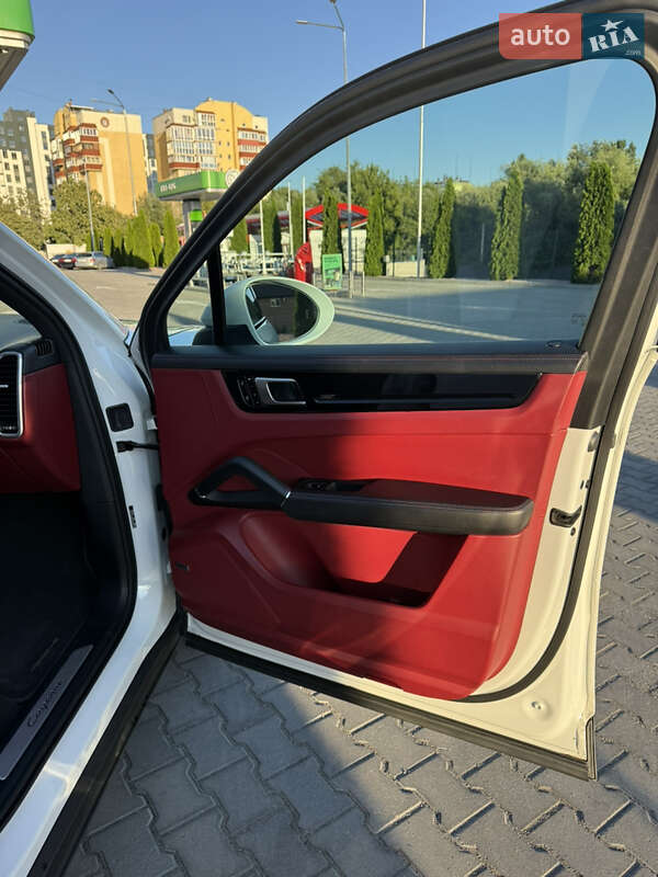 Внедорожник / Кроссовер Porsche Cayenne 2019 в Виннице фото 23 Внедорожник / Кроссовер Porsche Cayenne 2019 в Виннице