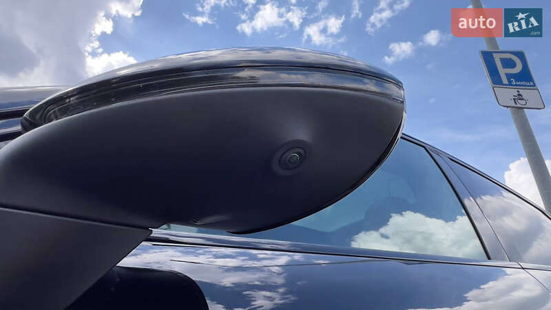 Внедорожник / Кроссовер Porsche Cayenne 2023 в Виннице