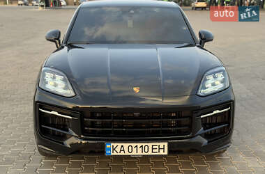 Внедорожник / Кроссовер Porsche Cayenne 2023 в 