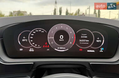 Внедорожник / Кроссовер Porsche Cayenne 2023 в 