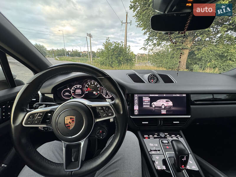 Позашляховик / Кросовер Porsche Cayenne 2018 в Львові