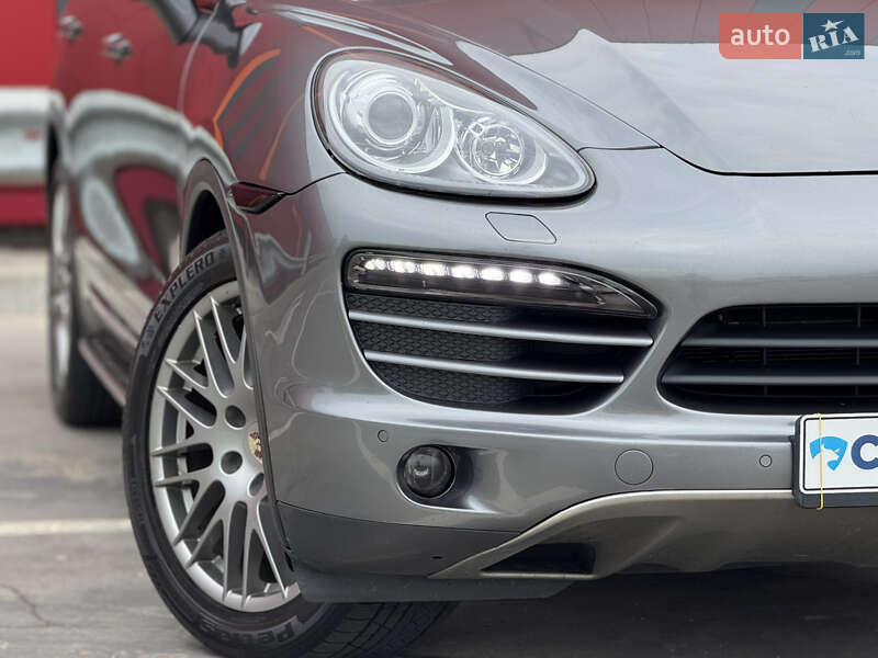 Внедорожник / Кроссовер Porsche Cayenne 2012 в Киеве фото 3 Внедорожник / Кроссовер Porsche Cayenne 2012 в Киеве