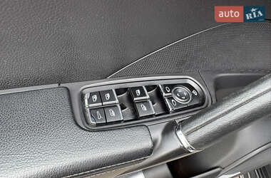 Позашляховик / Кросовер Porsche Cayenne 2012 в 