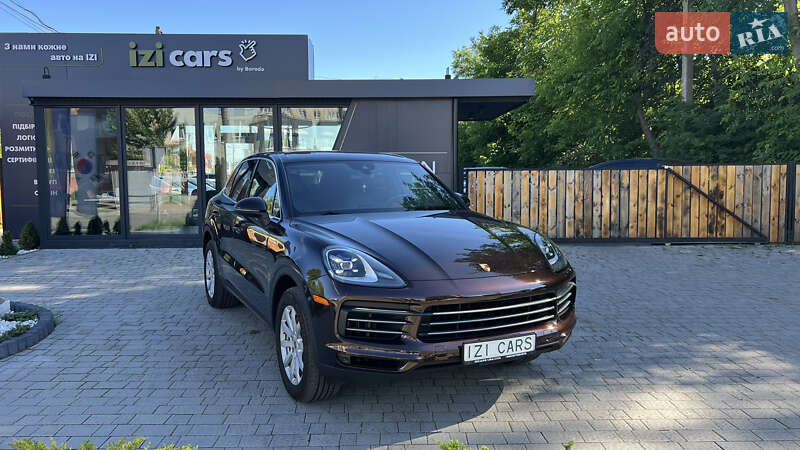 Внедорожник / Кроссовер Porsche Cayenne 2018 в 
