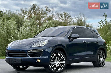 Позашляховик / Кросовер Porsche Cayenne 2012 в 