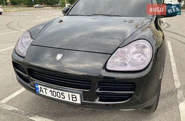 Внедорожник / Кроссовер Porsche Cayenne 2005 в 