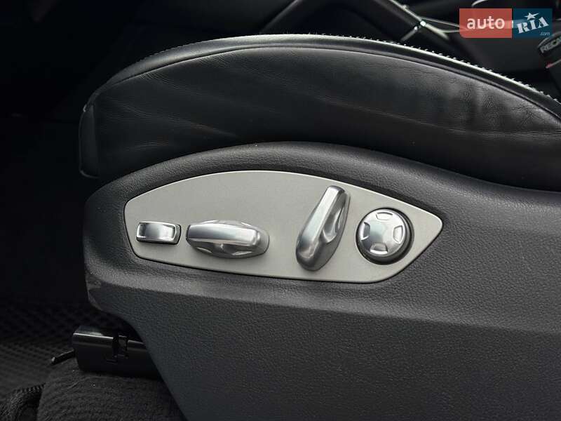 Позашляховик / Кросовер Porsche Cayenne 2015 в Кам'янець-Подільському