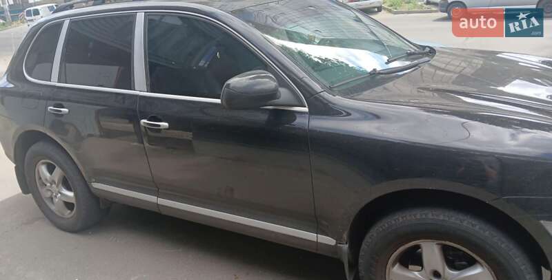 Внедорожник / Кроссовер Porsche Cayenne 2004 в Одессе