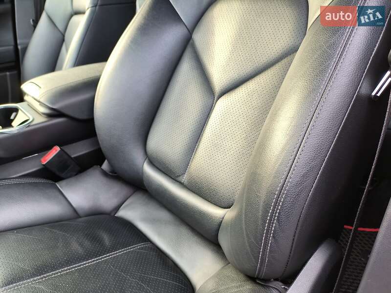 Внедорожник / Кроссовер Porsche Cayenne 2013 в Львове