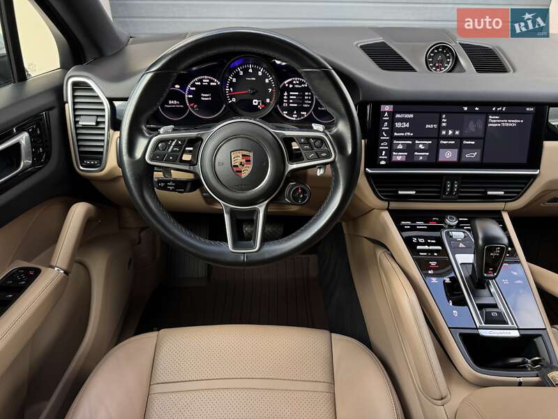 Позашляховик / Кросовер Porsche Cayenne 2019 в Стрию