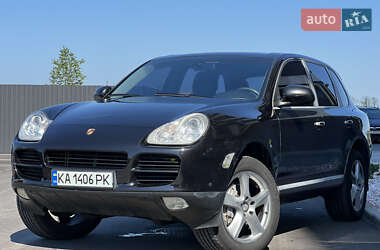 Внедорожник / Кроссовер Porsche Cayenne 2005 в 