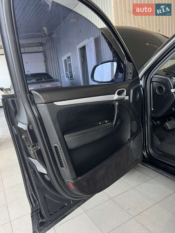 Позашляховик / Кросовер Porsche Cayenne 2005 в Сумах