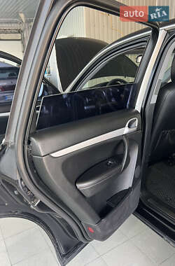 Внедорожник / Кроссовер Porsche Cayenne 2005 в 