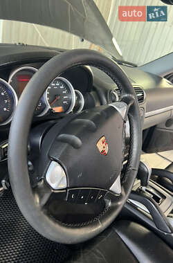 Внедорожник / Кроссовер Porsche Cayenne 2005 в 