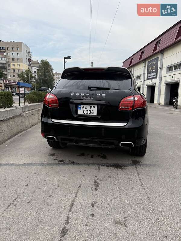 Внедорожник / Кроссовер Porsche Cayenne 2013 в Днепре