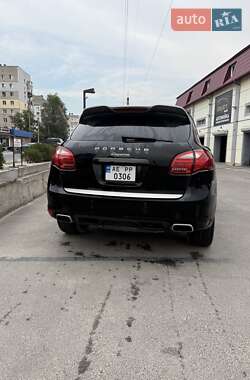 Внедорожник / Кроссовер Porsche Cayenne 2013 в 