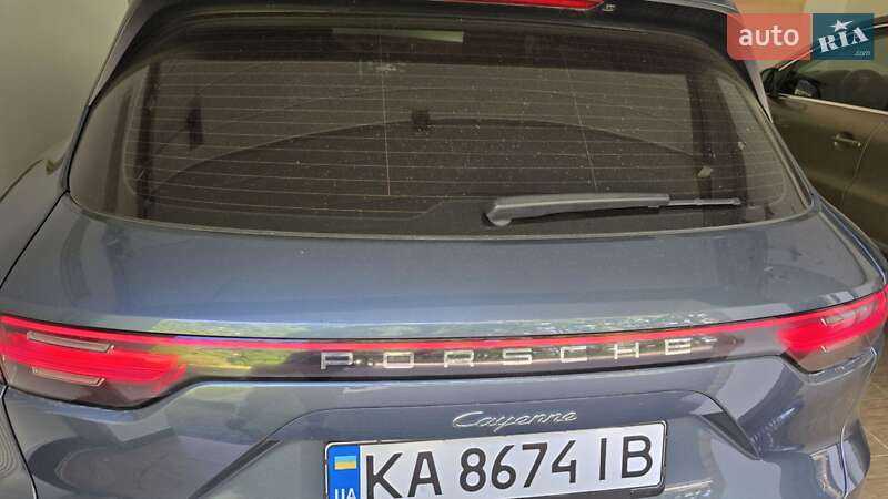 Внедорожник / Кроссовер Porsche Cayenne 2019 в Киеве