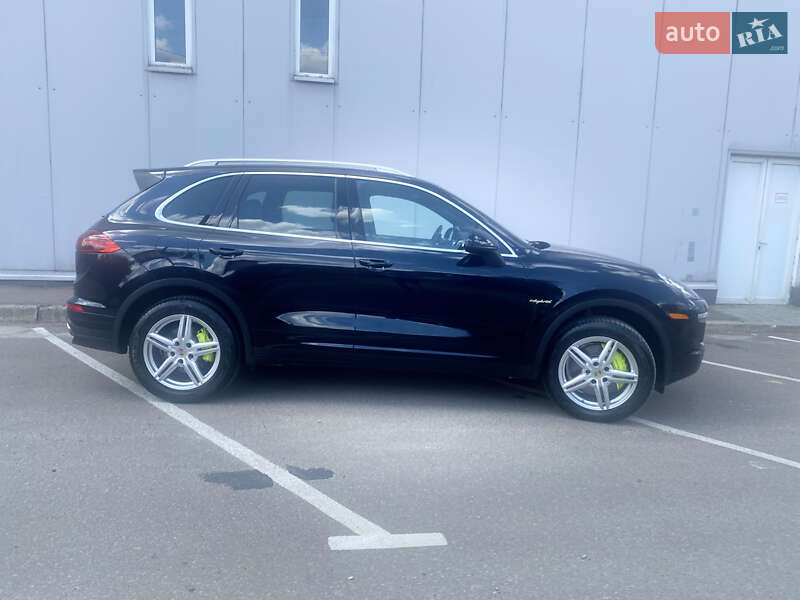Позашляховик / Кросовер Porsche Cayenne 2016 в Львові фото 15 Позашляховик / Кросовер Porsche Cayenne 2016 в Львові