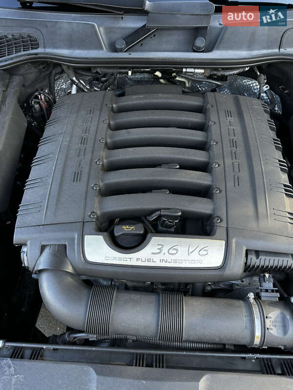 Внедорожник / Кроссовер Porsche Cayenne 2012 в Кривом Роге фото 18 Внедорожник / Кроссовер Porsche Cayenne 2012 в Кривом Роге