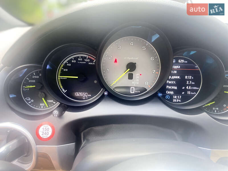 Позашляховик / Кросовер Porsche Cayenne 2016 в Львові фото 42 Позашляховик / Кросовер Porsche Cayenne 2016 в Львові