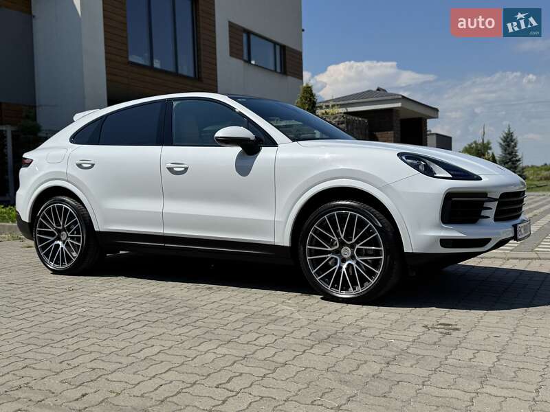 Позашляховик / Кросовер Porsche Cayenne 2019 в Стрию