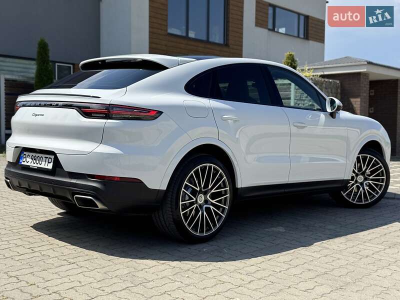 Позашляховик / Кросовер Porsche Cayenne 2019 в Стрию