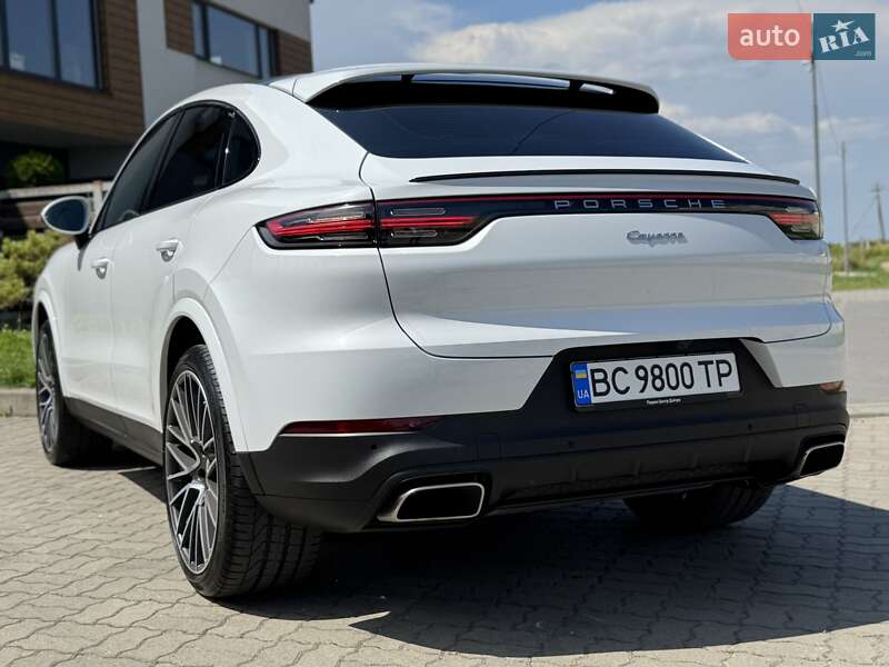 Позашляховик / Кросовер Porsche Cayenne 2019 в Стрию
