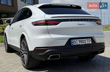 Внедорожник / Кроссовер Porsche Cayenne 2019 в 