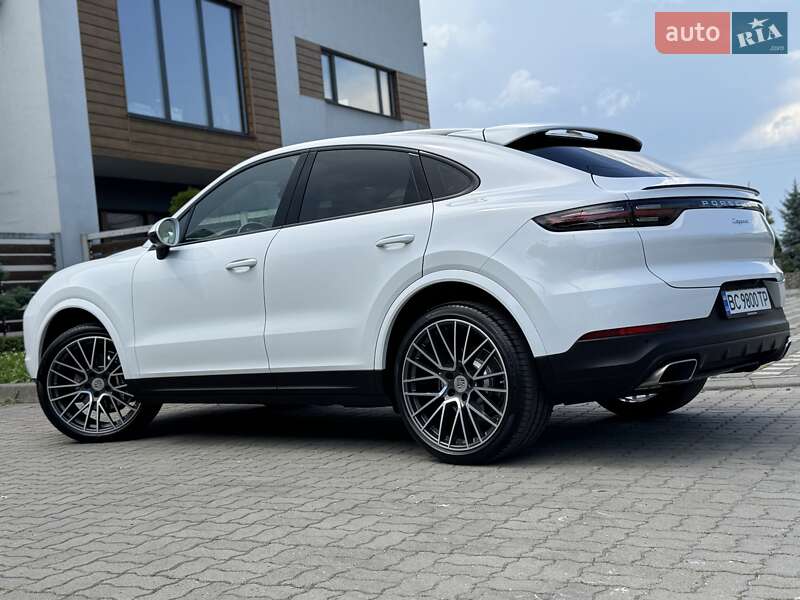 Позашляховик / Кросовер Porsche Cayenne 2019 в Стрию