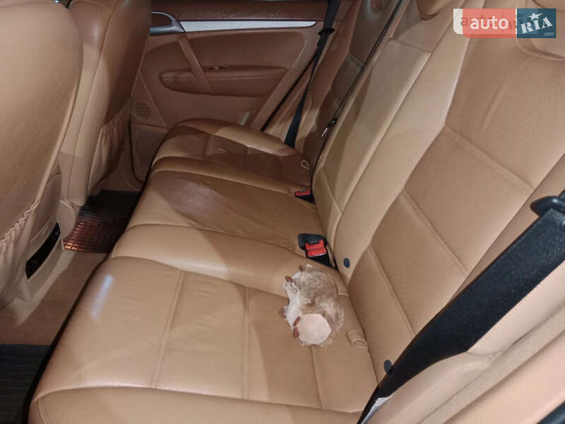 Позашляховик / Кросовер Porsche Cayenne 2008 в Ромнах