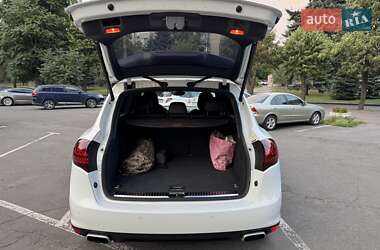 Внедорожник / Кроссовер Porsche Cayenne 2013 в 