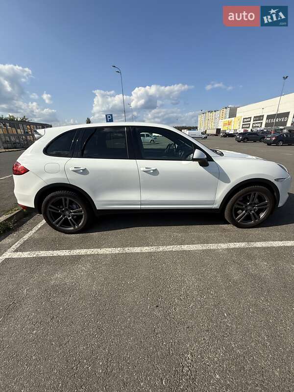 Porsche Cayenne 2014
