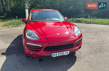 Внедорожник / Кроссовер Porsche Cayenne 2013 в Харькове