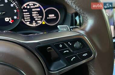 Внедорожник / Кроссовер Porsche Cayenne 2019 в 