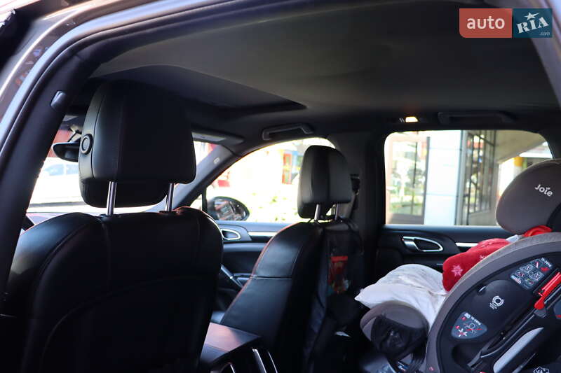 Внедорожник / Кроссовер Porsche Cayenne 2014 в Львове