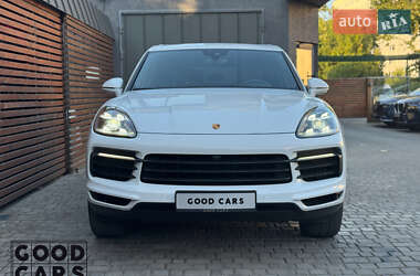 Внедорожник / Кроссовер Porsche Cayenne 2020 в 