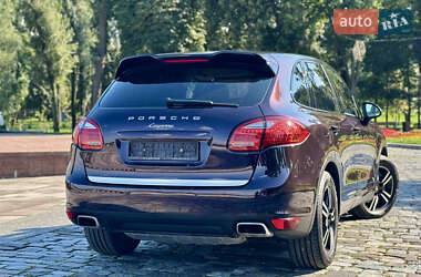 Внедорожник / Кроссовер Porsche Cayenne 2012 в 