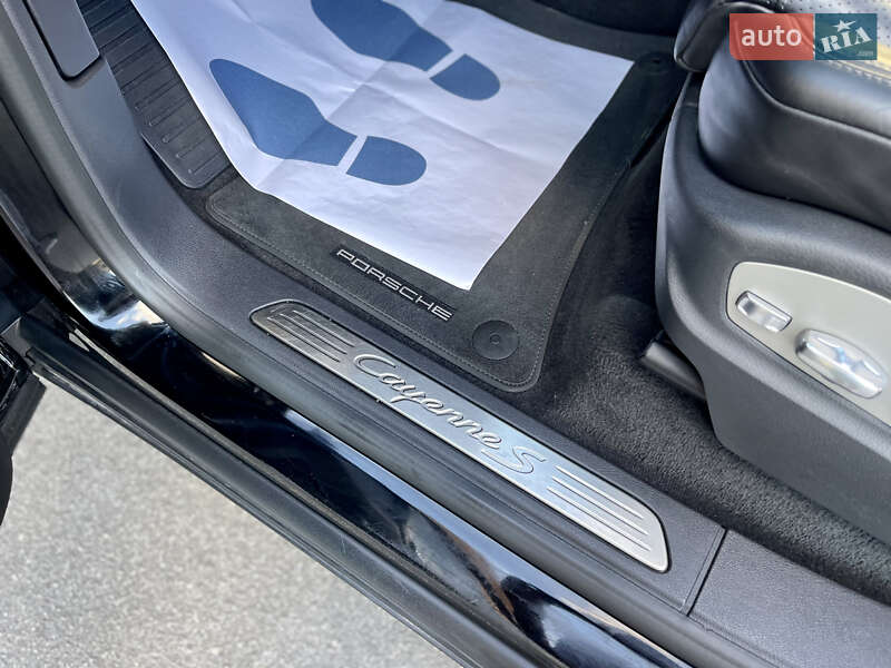 Внедорожник / Кроссовер Porsche Cayenne 2016 в Харькове фото 36 Внедорожник / Кроссовер Porsche Cayenne 2016 в Харькове