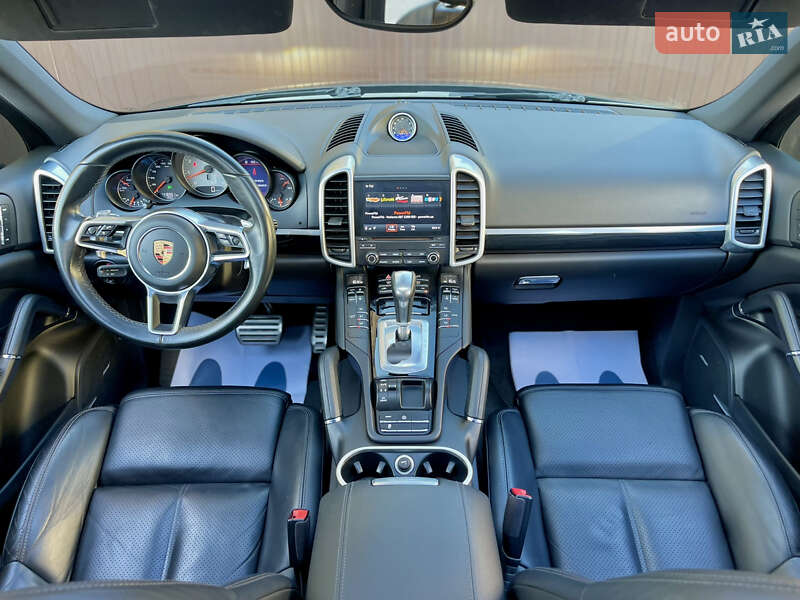 Внедорожник / Кроссовер Porsche Cayenne 2016 в Харькове фото 41 Внедорожник / Кроссовер Porsche Cayenne 2016 в Харькове