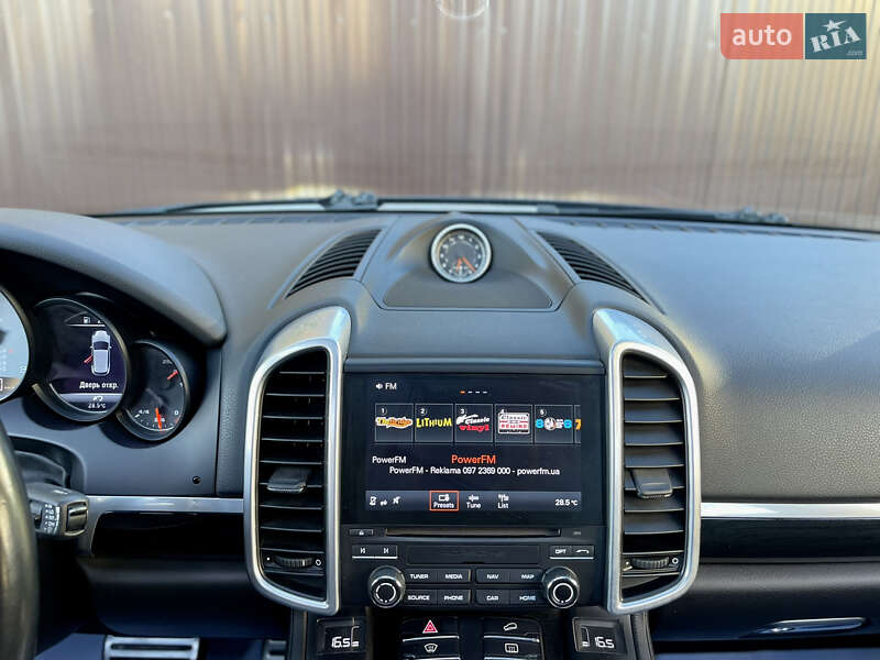 Внедорожник / Кроссовер Porsche Cayenne 2016 в Харькове фото 45 Внедорожник / Кроссовер Porsche Cayenne 2016 в Харькове