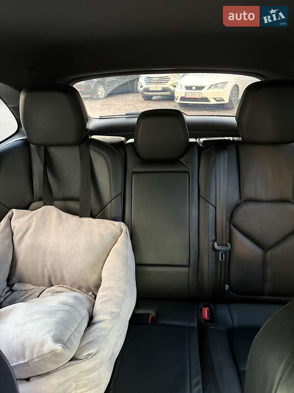 Внедорожник / Кроссовер Porsche Cayenne 2012 в Хмельницком