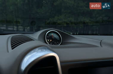 Внедорожник / Кроссовер Porsche Cayenne 2014 в 