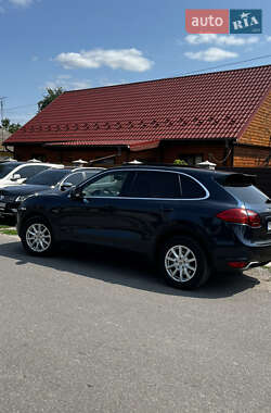 Внедорожник / Кроссовер Porsche Cayenne 2011 в 