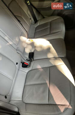 Внедорожник / Кроссовер Porsche Cayenne 2011 в 