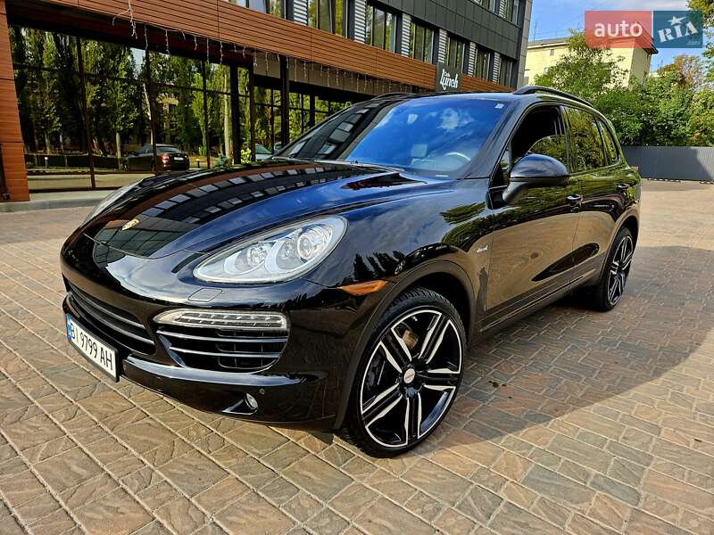 Внедорожник / Кроссовер Porsche Cayenne 2013 в Полтаве