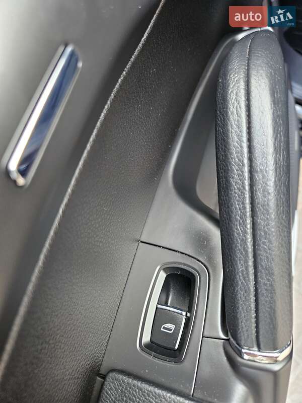 Внедорожник / Кроссовер Porsche Cayenne 2013 в Полтаве