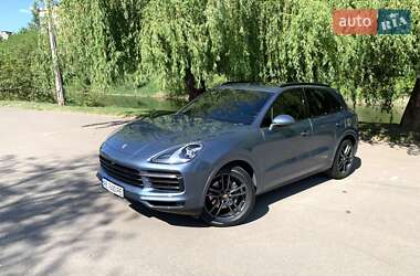Внедорожник / Кроссовер Porsche Cayenne 2019 в 