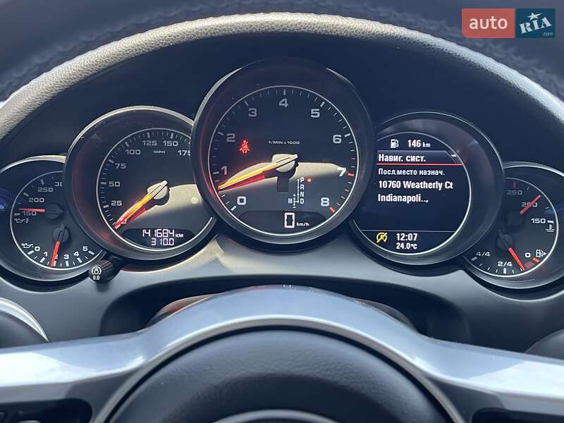 Позашляховик / Кросовер Porsche Cayenne 2016 в Дніпрі