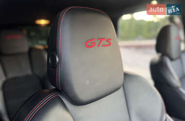 Внедорожник / Кроссовер Porsche Cayenne 2014 в 
