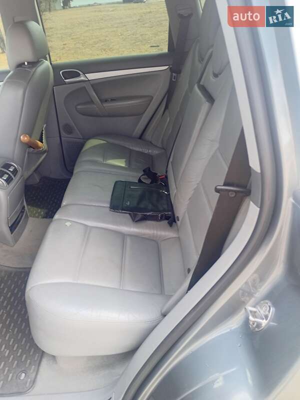 Внедорожник / Кроссовер Porsche Cayenne 2006 в Каменском